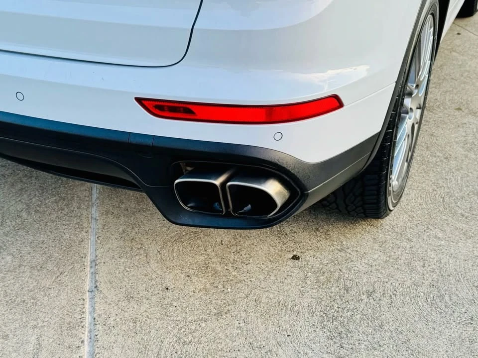 2015 Porsche 958 Cayenne Turbo - Image 13 of 20