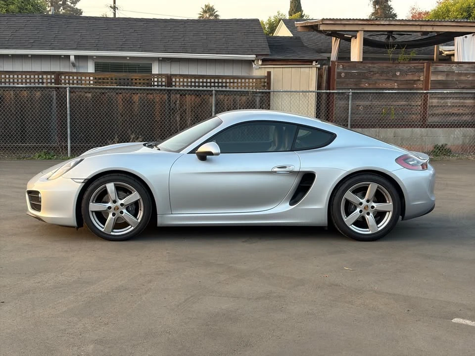 2015 Porsche 981 Cayman - Image 3 of 18