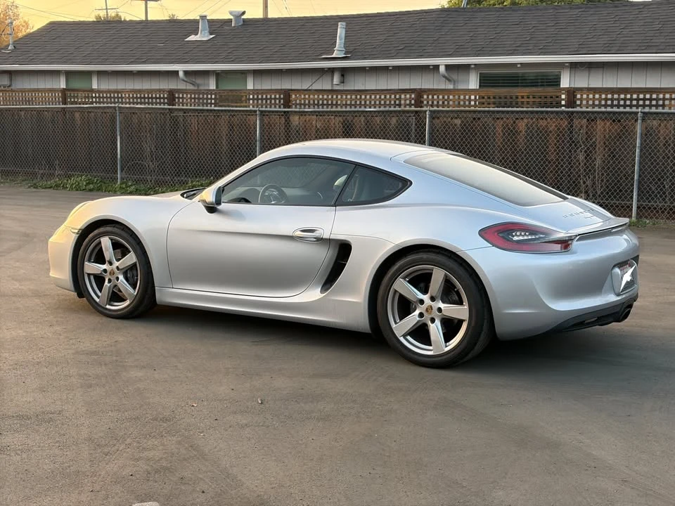 2015 Porsche 981 Cayman - Image 5 of 18