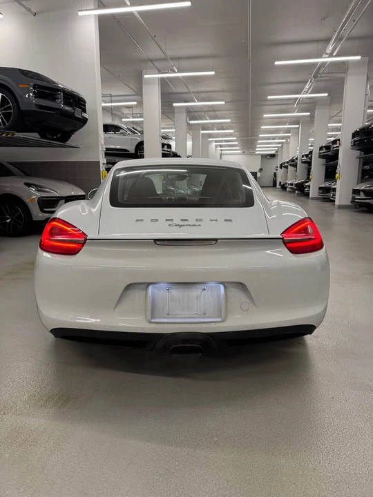 2015 Porsche 981 Cayman - Image 7 of 11