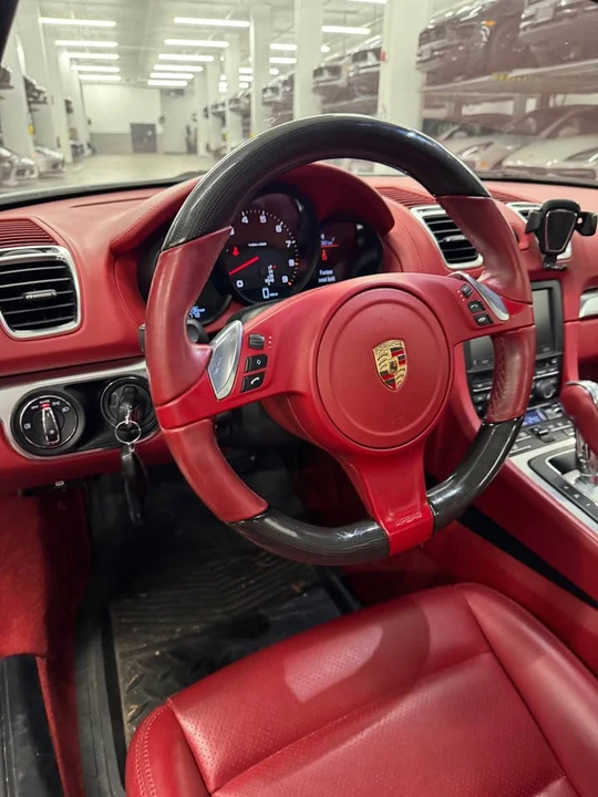 2015 Porsche 981 Cayman - Image 9 of 11
