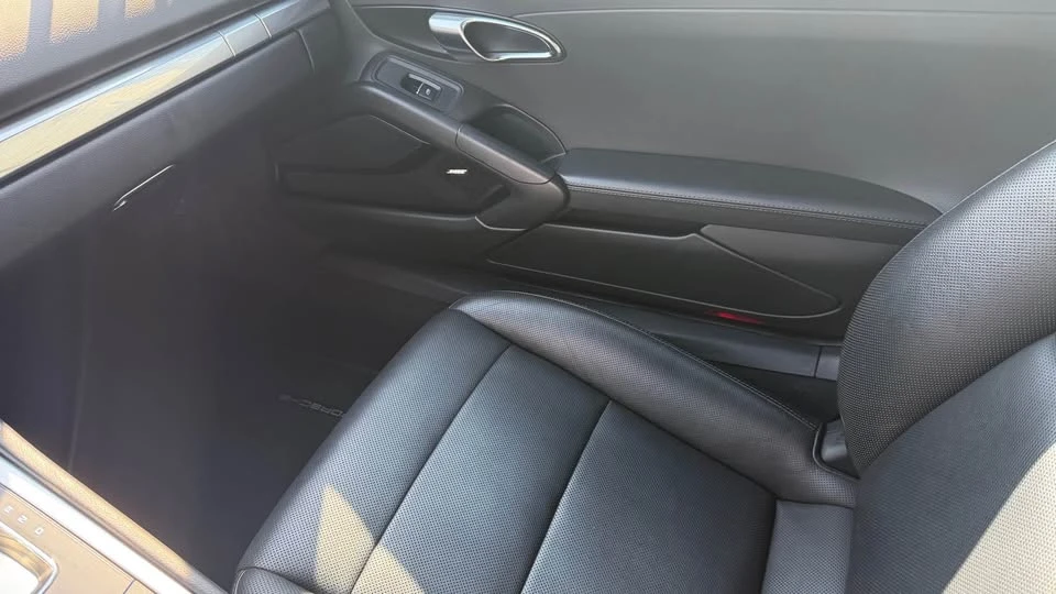 2015 Porsche 981 Cayman - Image 17 of 20