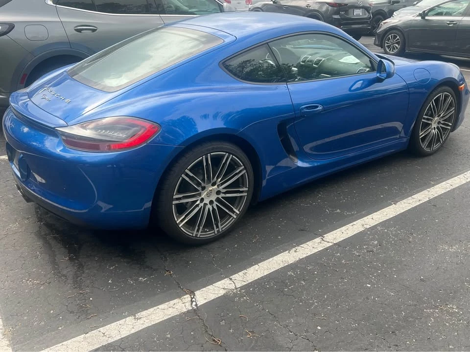 2015 Porsche 981 Cayman - Image 4 of 9