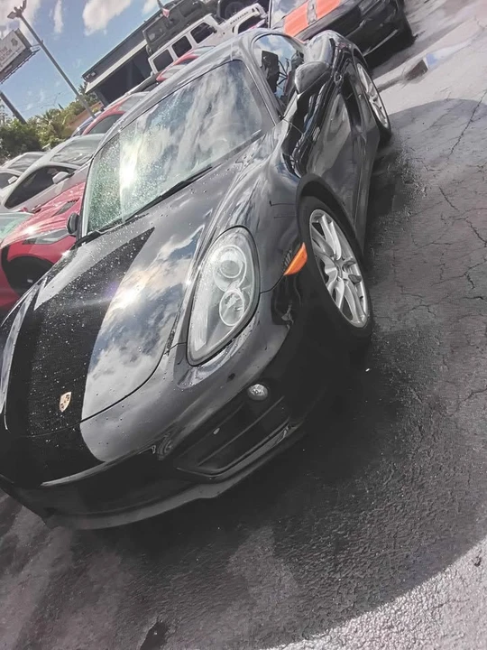 2015 Porsche 981 Cayman - Image 2 of 6