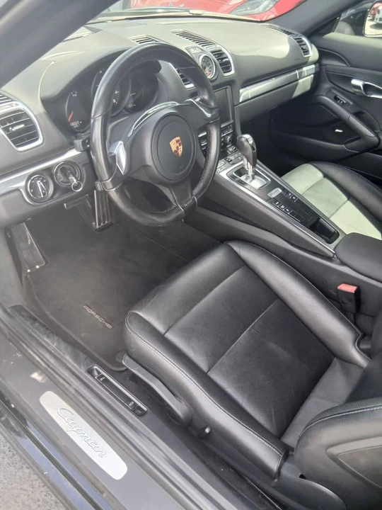 2015 Porsche 981 Cayman - Image 5 of 6