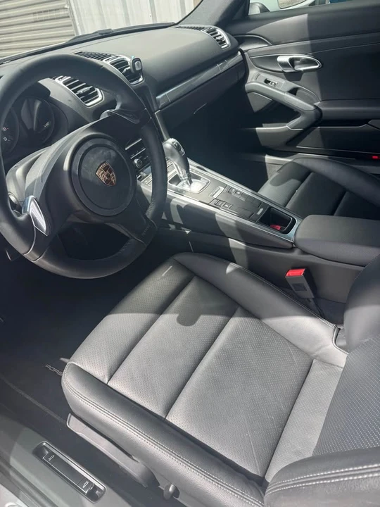2015 Porsche 981 Cayman - Image 7 of 12