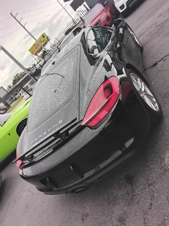 2015 Porsche 981 Cayman - Image 5 of 6