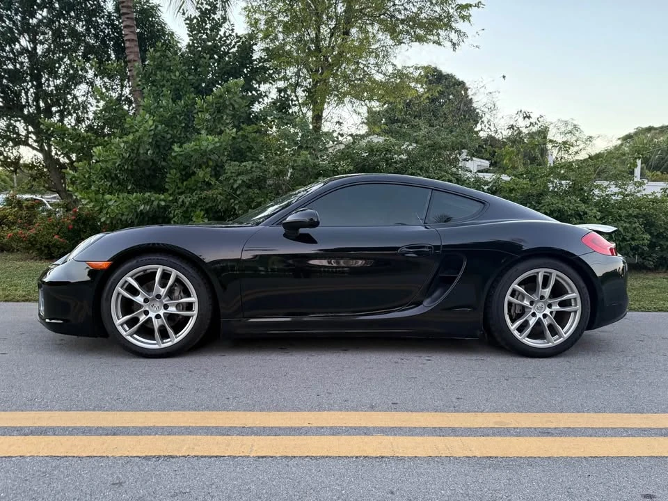 2015 Porsche 981 Cayman - Image 4 of 14