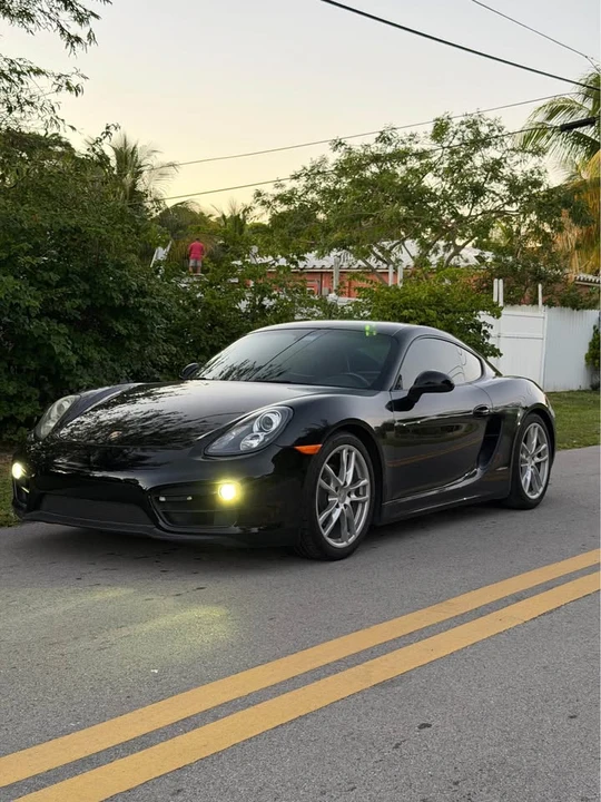 2015 Porsche 981 Cayman - Image 3 of 10
