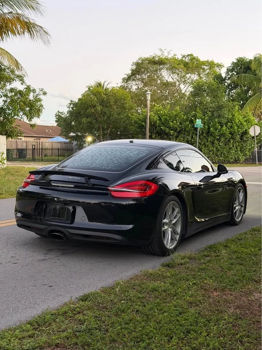 2015 Porsche 981 Cayman - Image 7 of 10