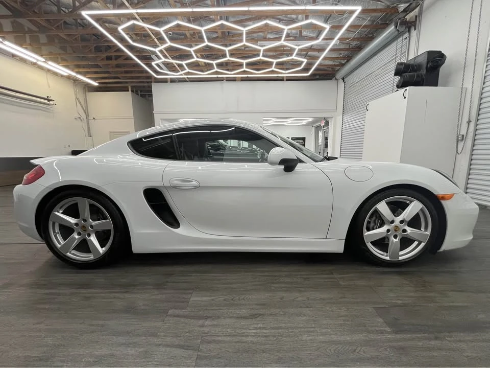 2015 Porsche 981 Cayman - Image 2 of 16