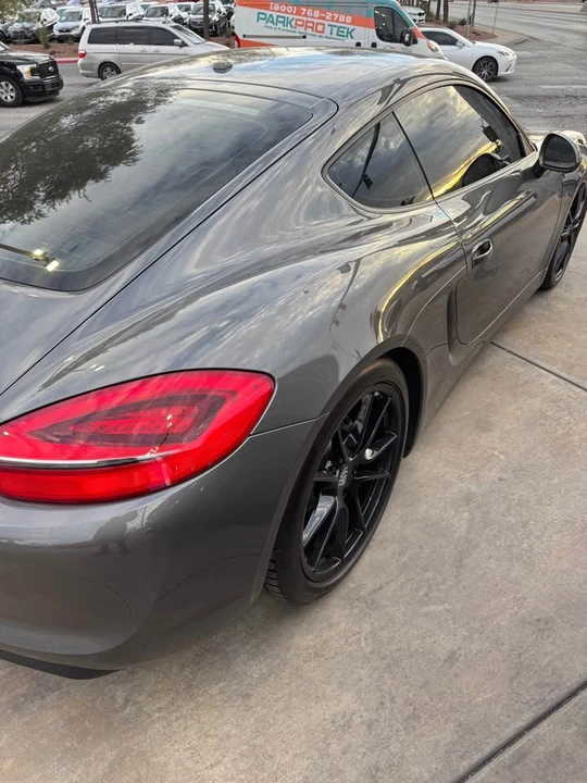2015 Porsche 981 Cayman - Image 3 of 8