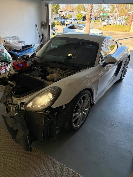 2015 Porsche 981 Cayman - Image 4 of 19