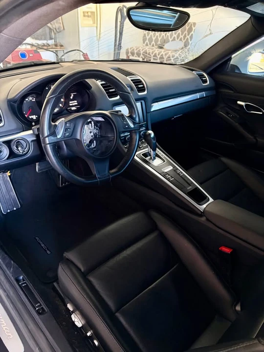 2015 Porsche 981 Cayman - Image 11 of 19