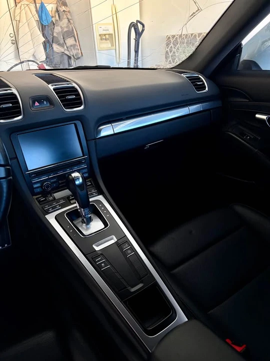 2015 Porsche 981 Cayman - Image 14 of 19