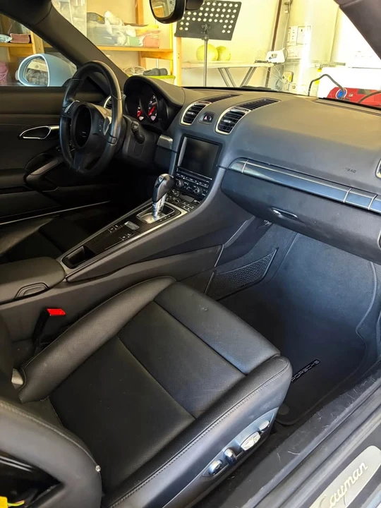 2015 Porsche 981 Cayman - Image 13 of 19