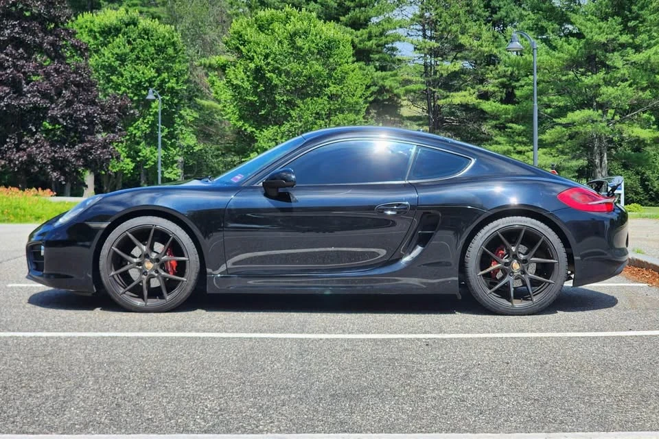 2015 Porsche 981 Cayman - Image 16 of 19
