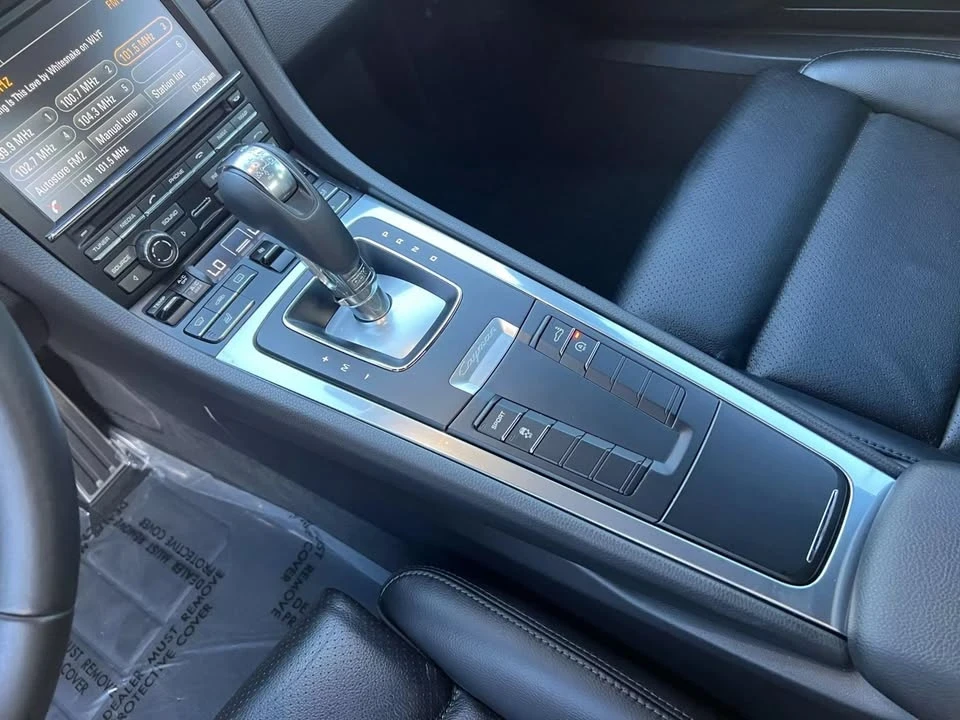 2015 Porsche 981 Cayman - Image 18 of 19
