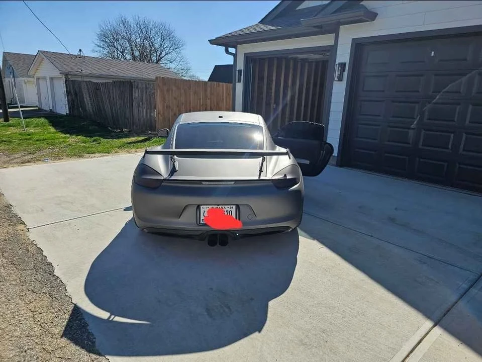 2015 Porsche 981 Cayman S - Image 2 of 20