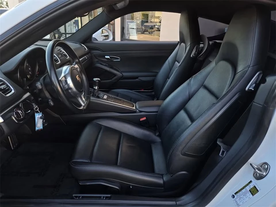 2015 Porsche 981 Cayman - Image 5 of 10