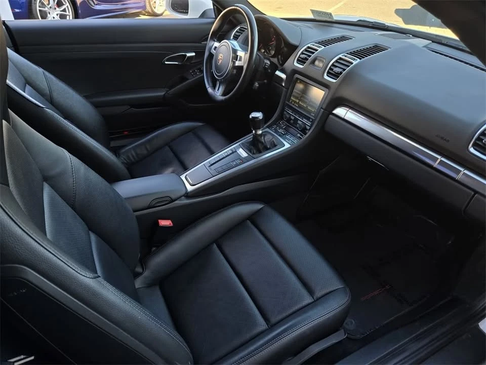 2015 Porsche 981 Cayman - Image 6 of 10