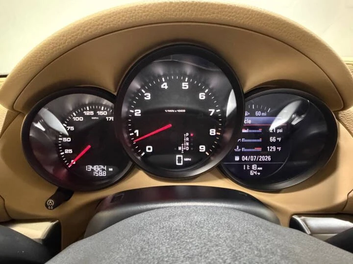 2015 Porsche 981 Cayman - Image 9 of 15