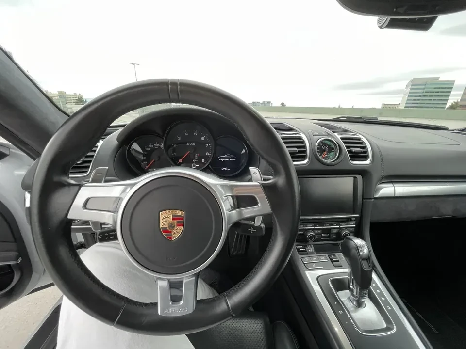 2015 Porsche 981 Cayman GTS - Image 4 of 5