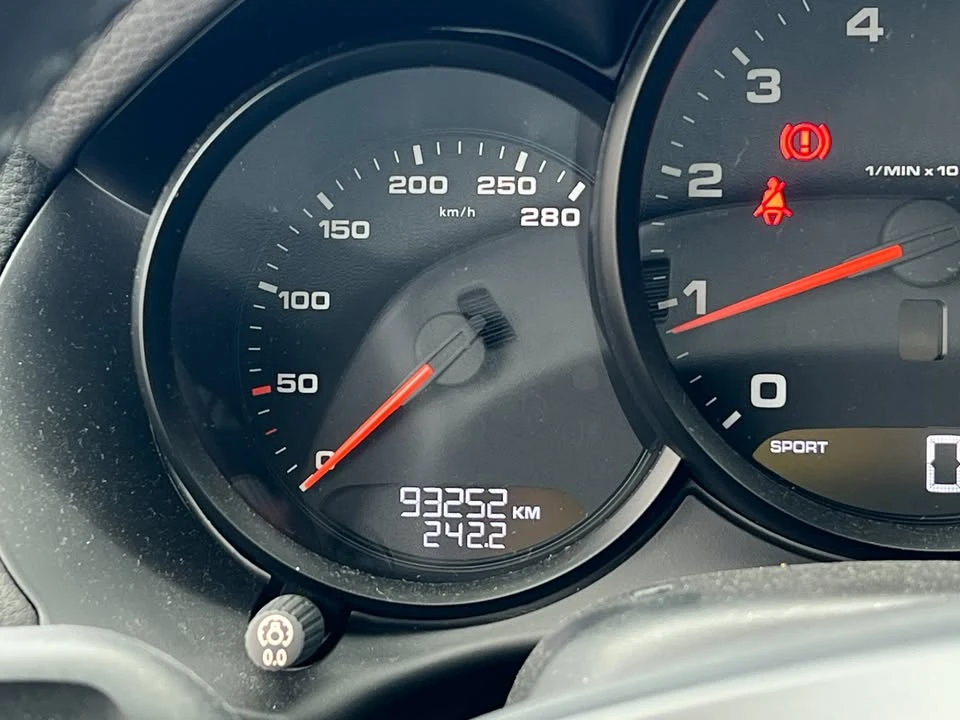 2015 Porsche 981 Cayman - Image 13 of 15