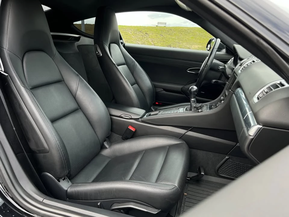 2015 Porsche 981 Cayman - Image 10 of 15