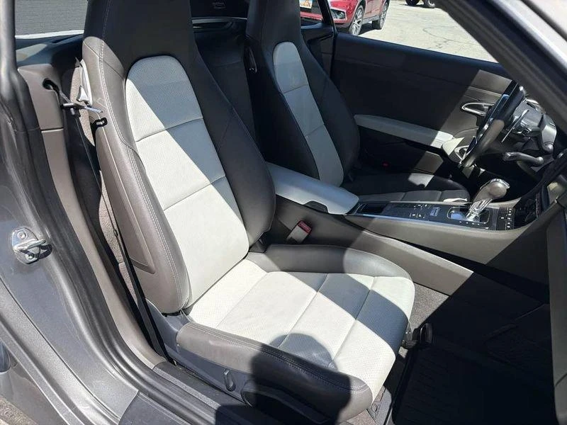 2015 Porsche 981 Cayman - Image 11 of 20