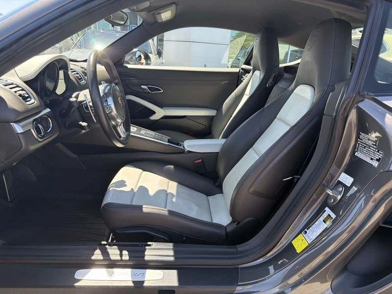2015 Porsche 981 Cayman - Image 8 of 20