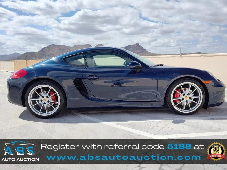 2015 Porsche 981 Cayman S - Image 3 of 10