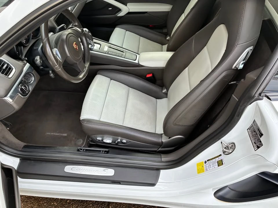 2015 Porsche 981 Cayman S - Image 13 of 19
