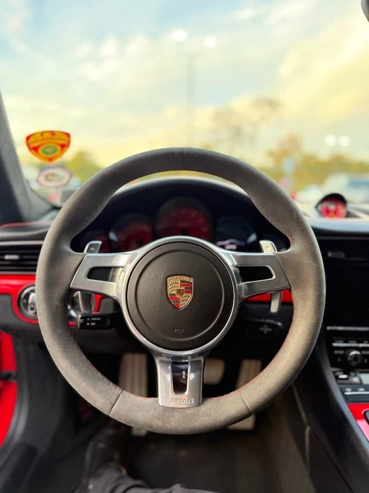 2015 Porsche 991 GT3 - Image 9 of 10
