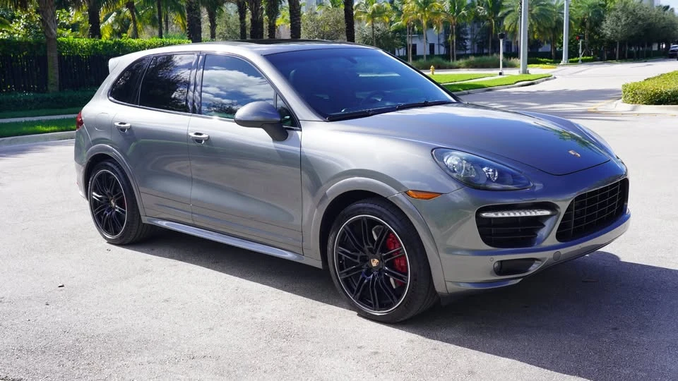 2015 Porsche 958 Cayenne GTS - Image 4 of 18