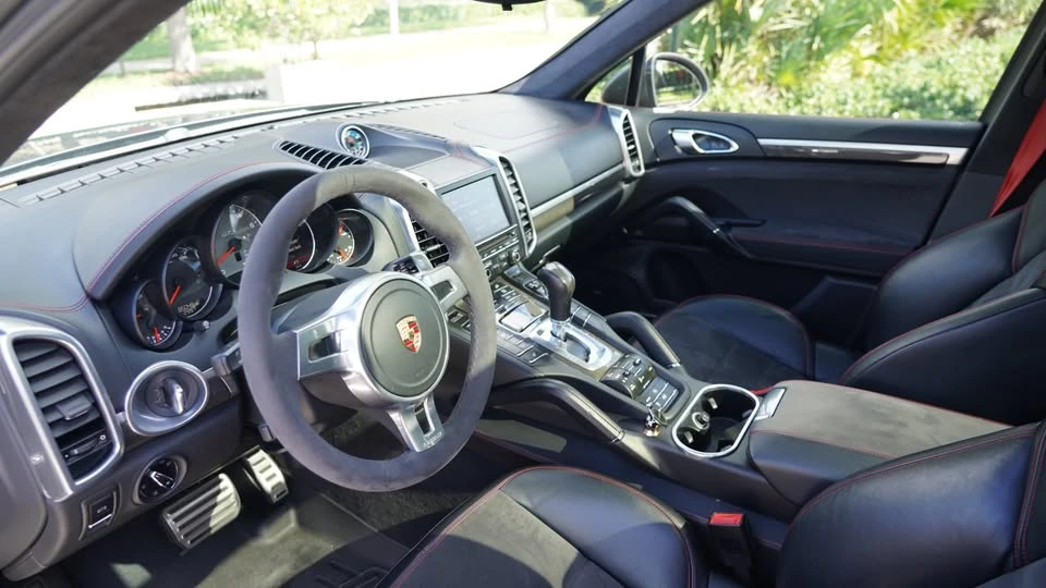 2015 Porsche 958 Cayenne GTS - Image 12 of 18