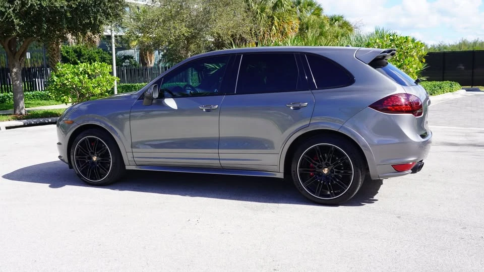 2015 Porsche 958 Cayenne GTS - Image 9 of 18