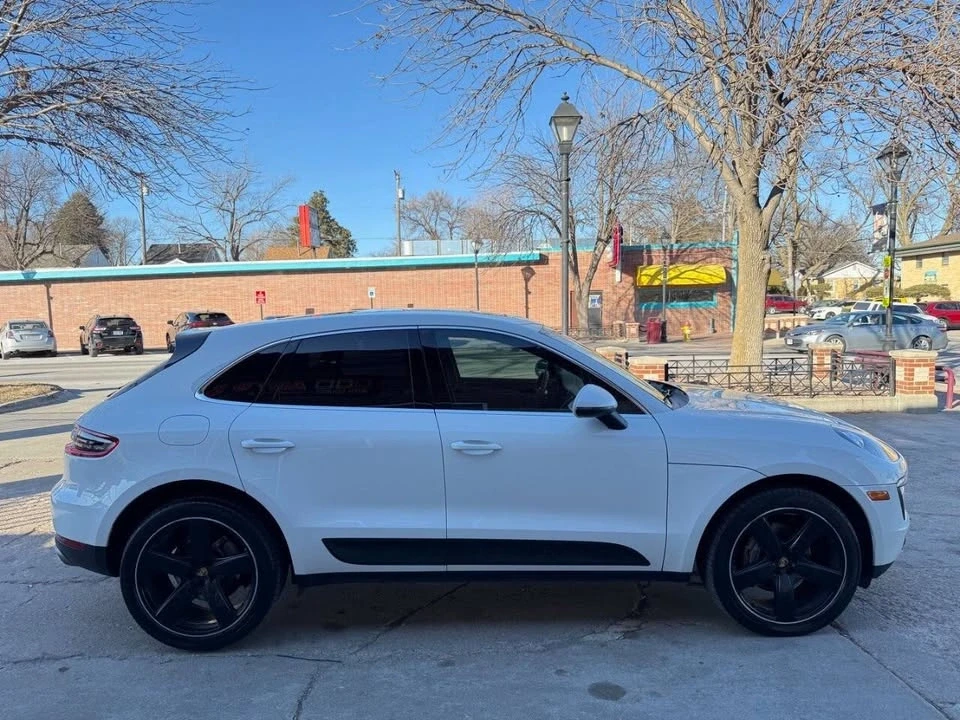 2015 Porsche Macan - Image 4 of 19
