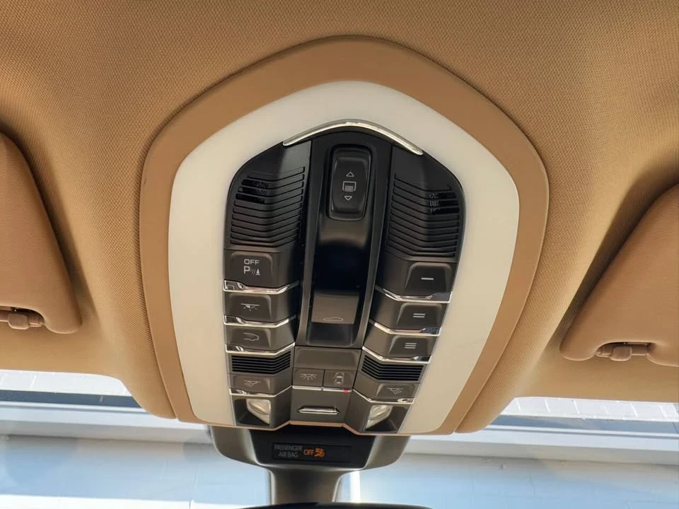 2015 Porsche Macan - Image 20 of 20