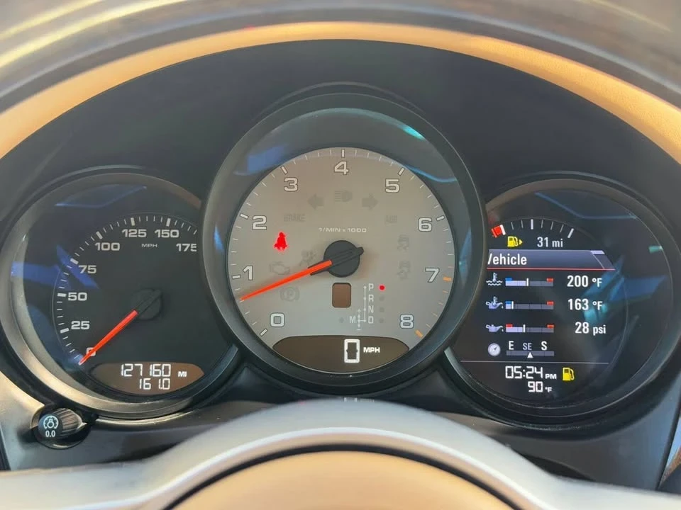 2015 Porsche Macan - Image 7 of 20