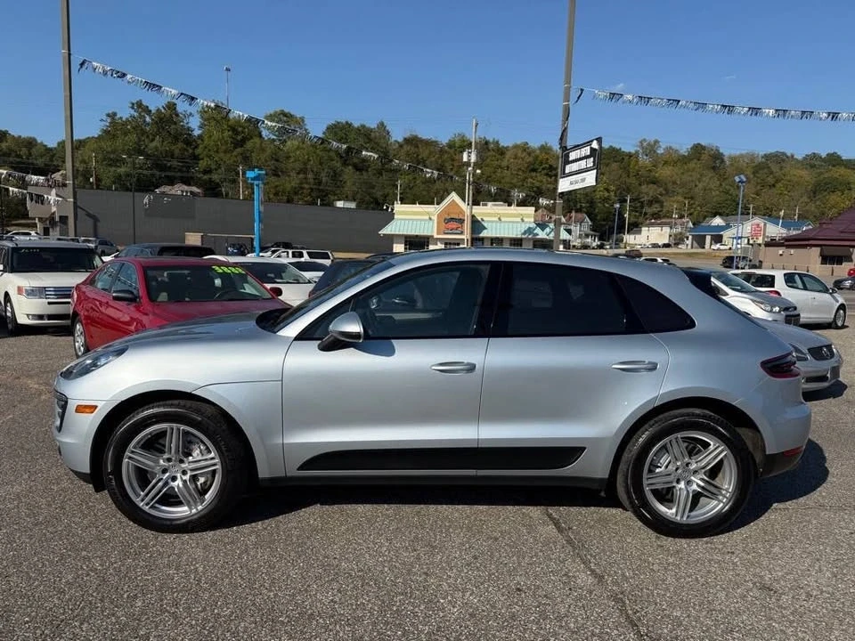 2015 Porsche Macan - Image 15 of 20