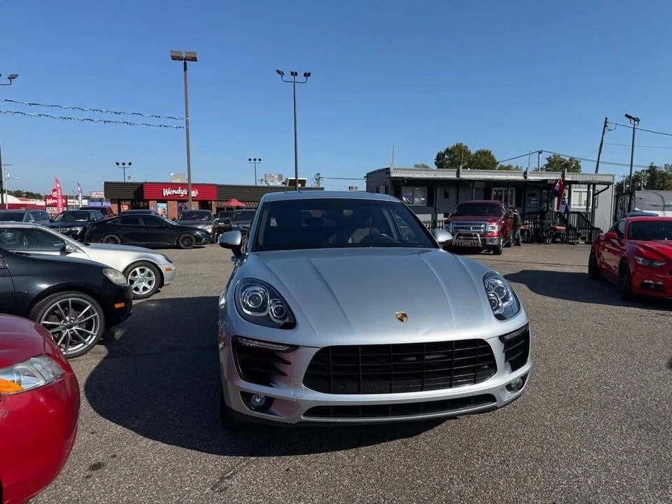 2015 Porsche Macan - Image 7 of 20