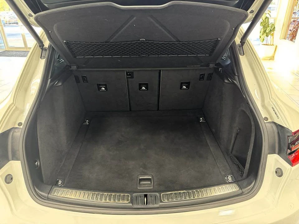 2015 Porsche Macan - Image 17 of 19