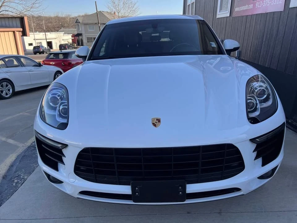 2015 Porsche Macan - Image 10 of 20