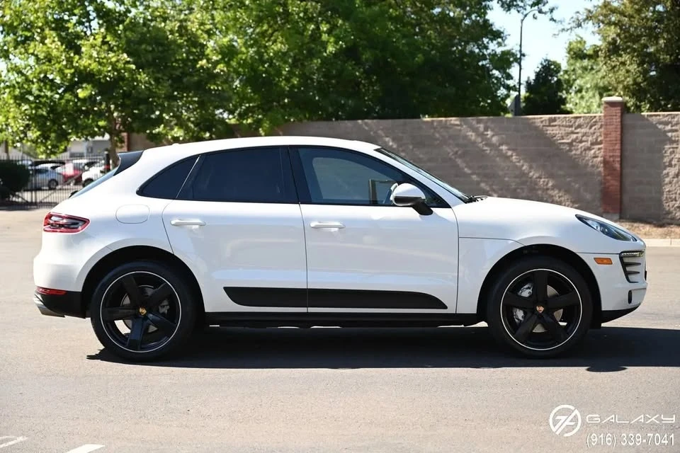 2015 Porsche Macan - Image 9 of 18