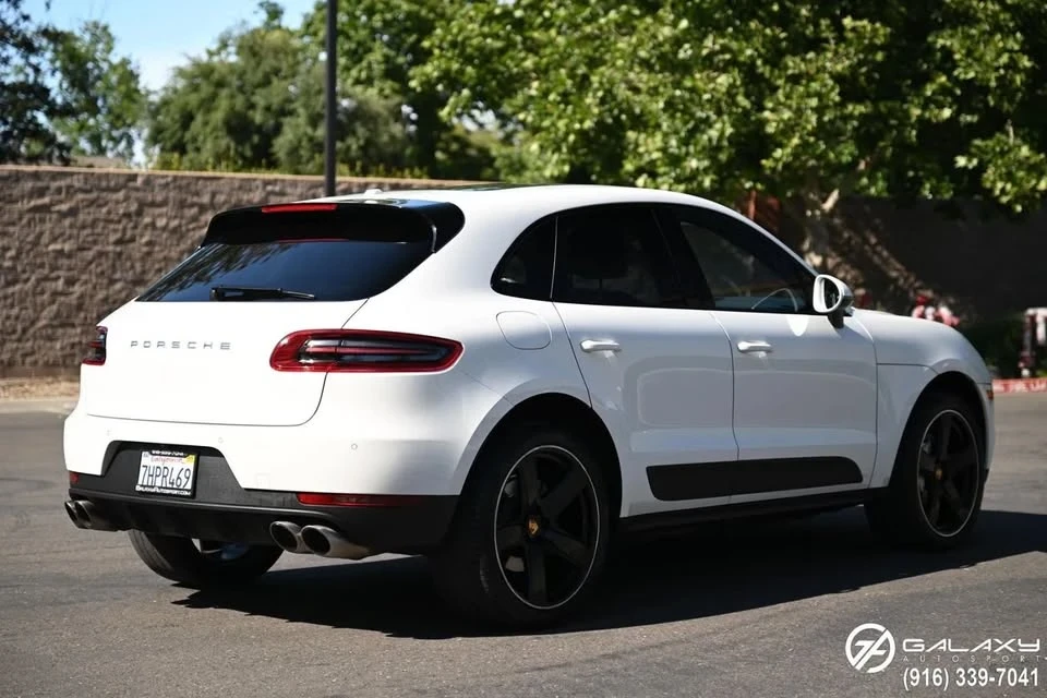 2015 Porsche Macan - Image 8 of 18