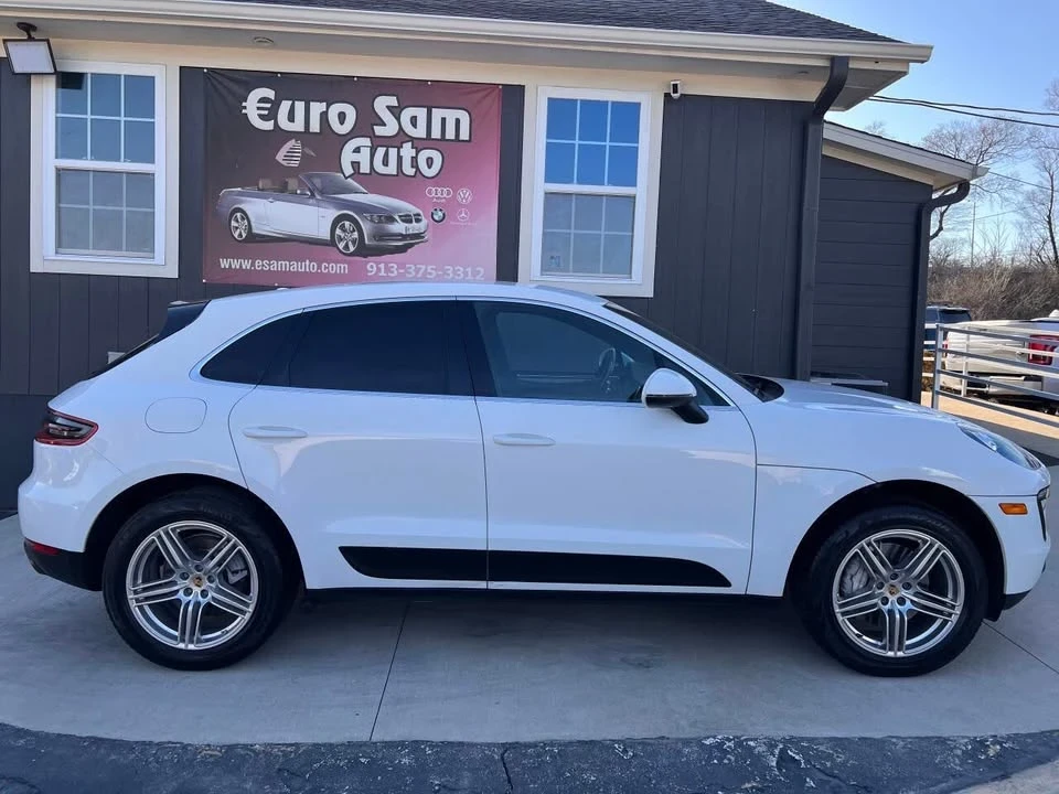 2015 Porsche Macan - Image 8 of 20