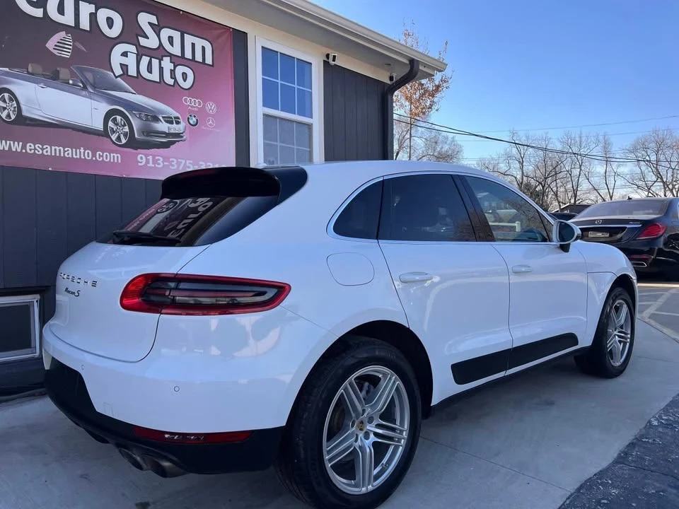 2015 Porsche Macan - Image 7 of 20