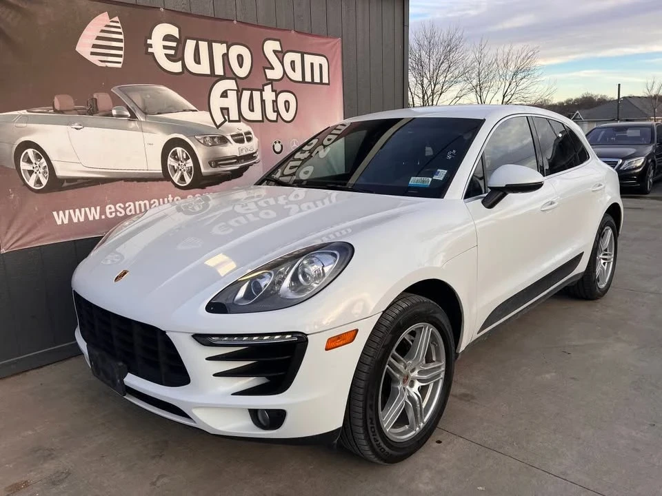 2015 Porsche Macan - Image 12 of 20