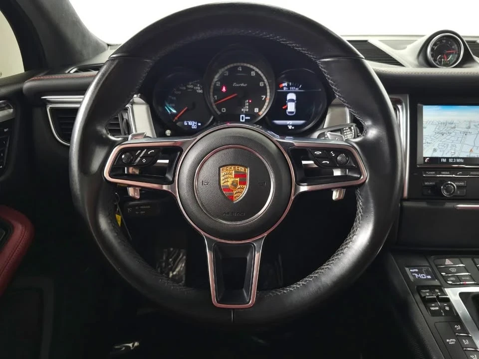 2015 Porsche Macan - Image 17 of 20